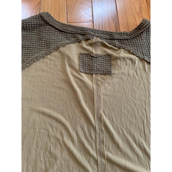 POL Top New Olive Green Medium - Picture 7 of 8